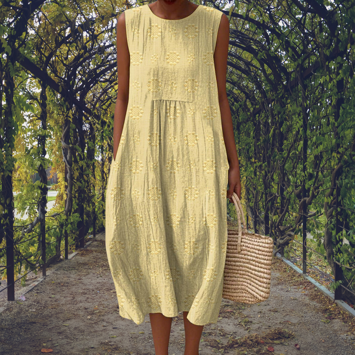 Audrey | Elegant sleeveless dress with pockets