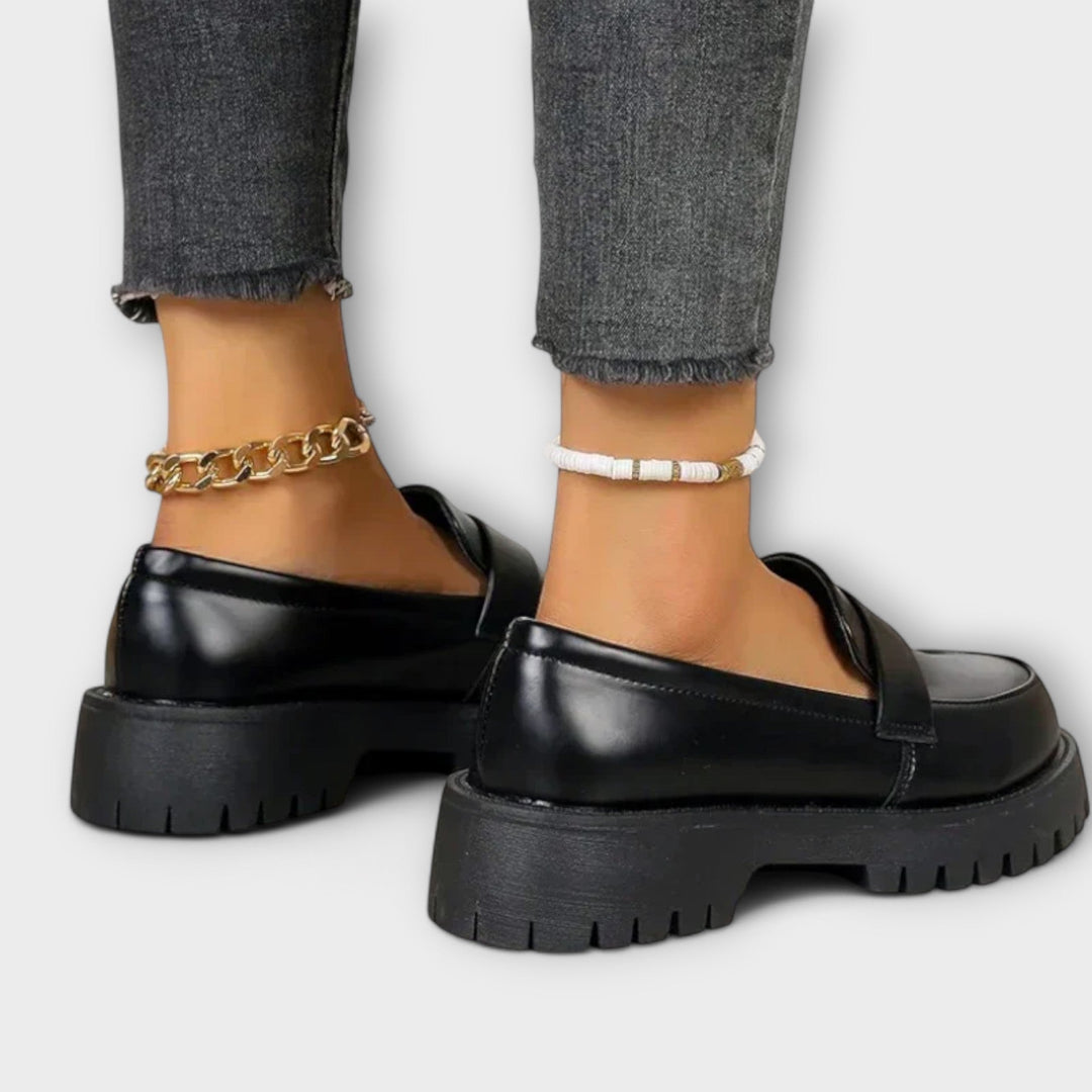 Cecilia | Supportive Black Loafers