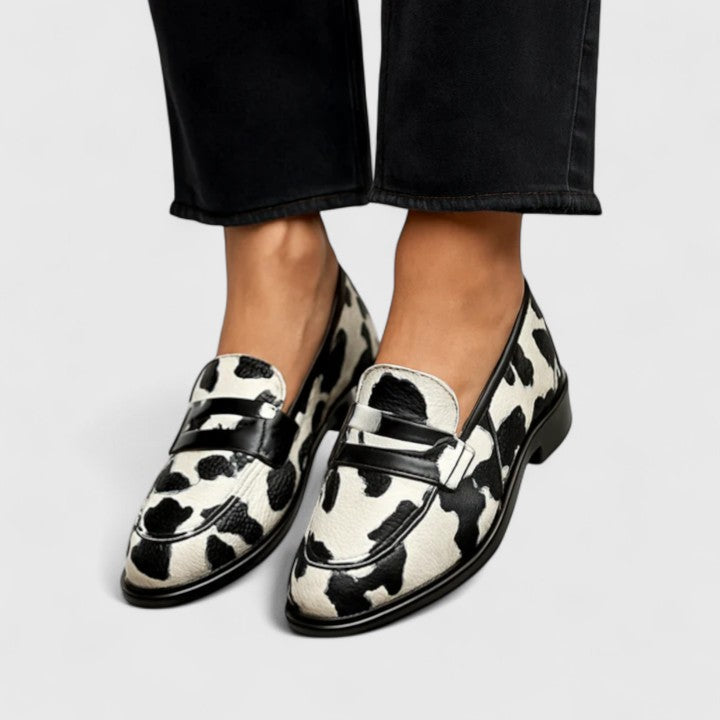 Bianca | Black-and-White Loafers