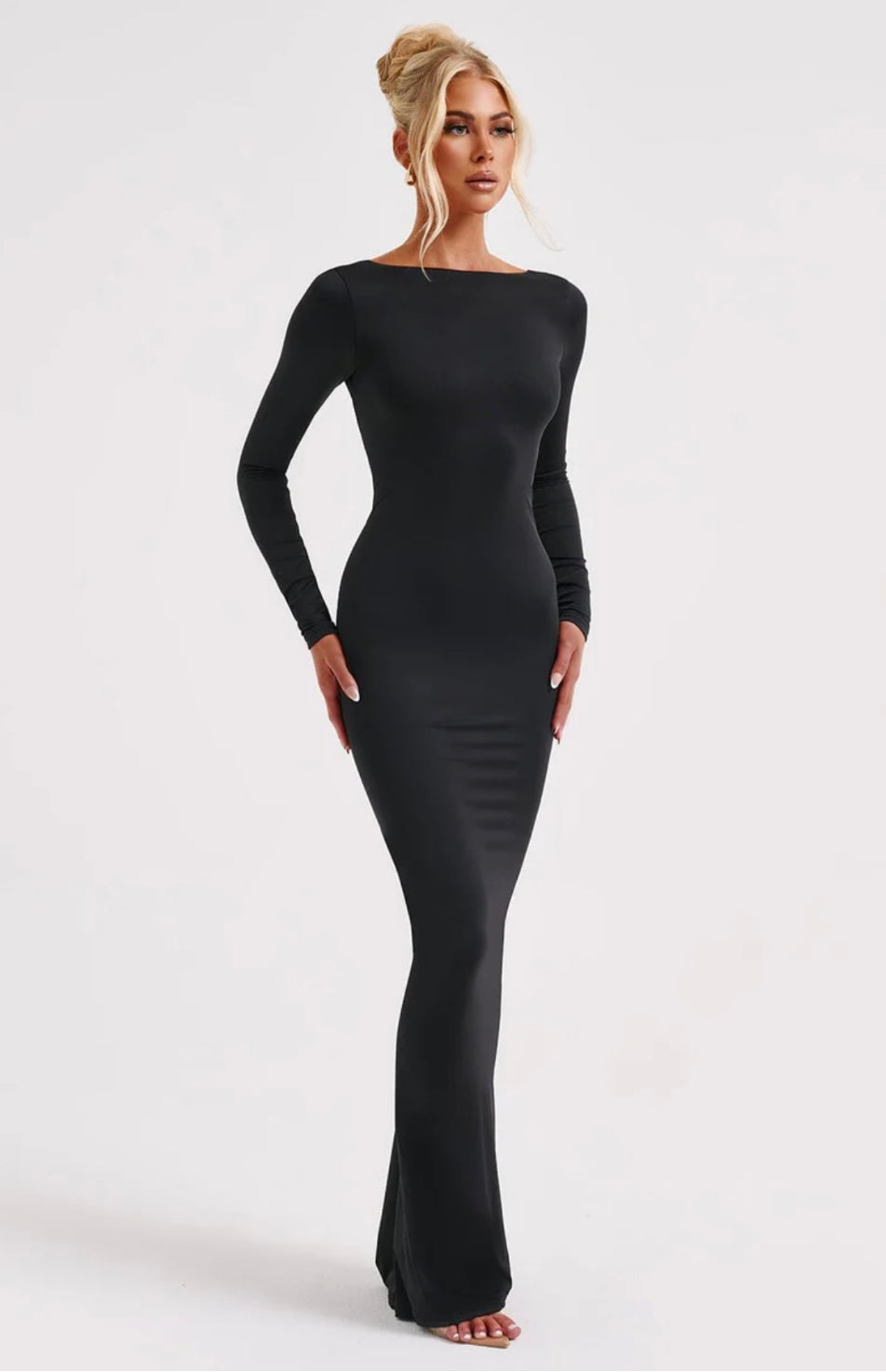 Angela | Open-Back Maxi Dress