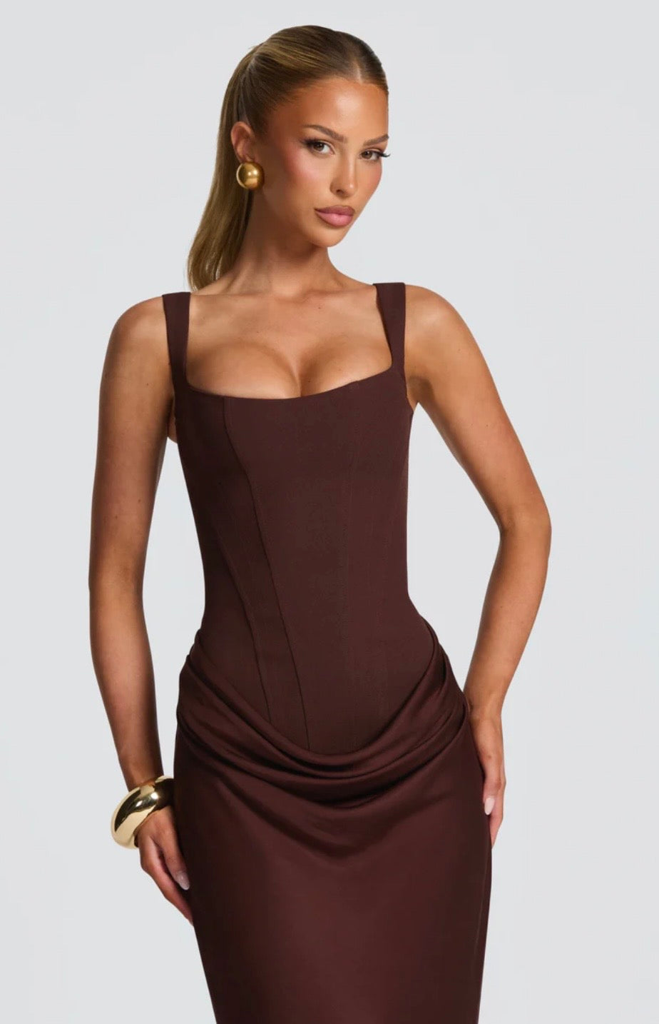 Kate | Square-Neck Sculpted Maxi Dress
