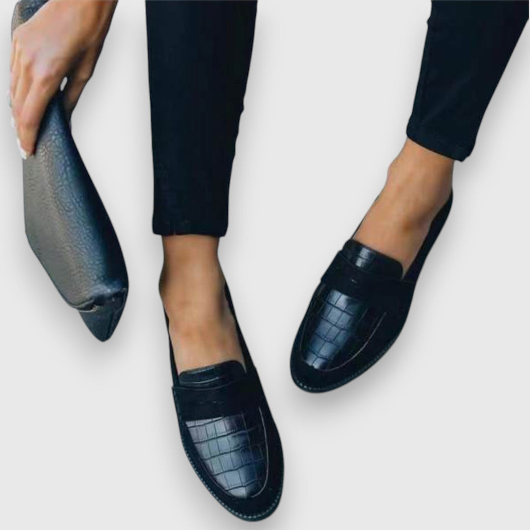 Matilda | Classic Black Loafers