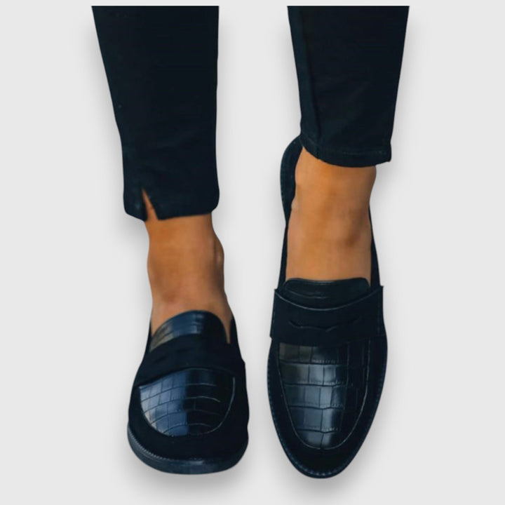 Matilda | Classic Black Loafers