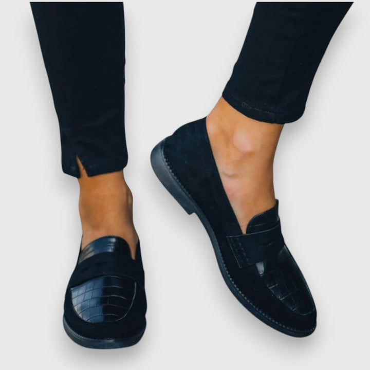 Matilda | Classic Black Loafers