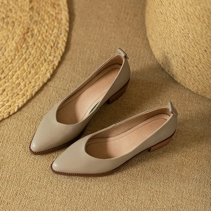 Gwendolen | Classic Chic Pumps