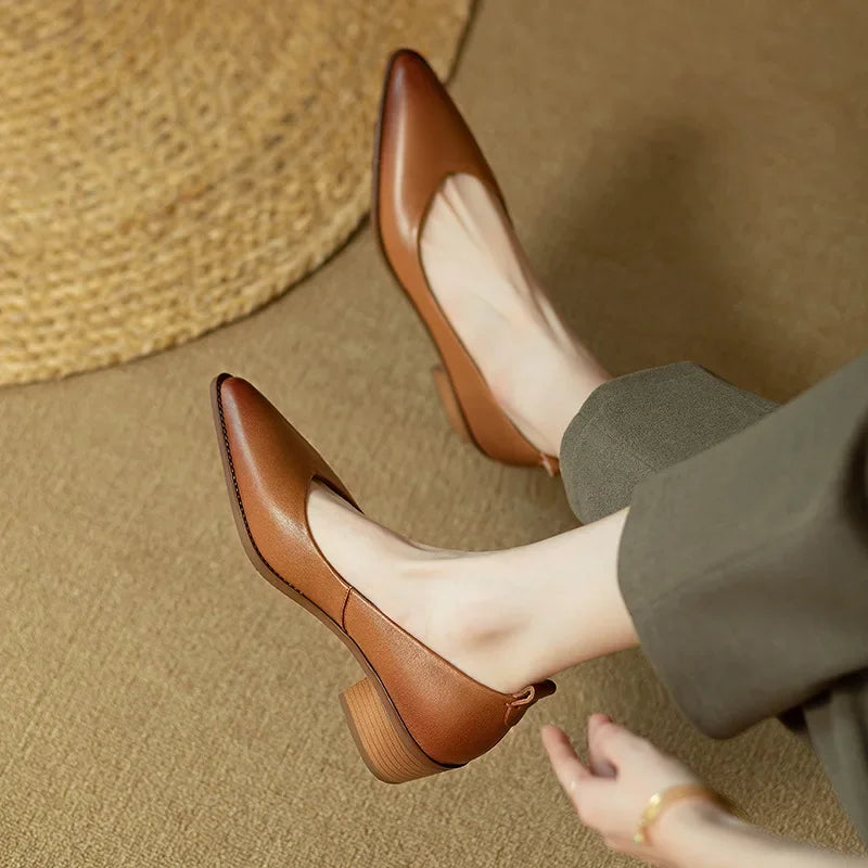 Gwendolen | Classic Chic Pumps