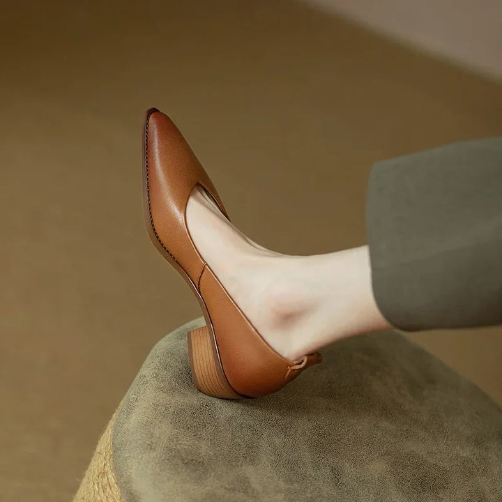 Gwendolen | Classic Chic Pumps
