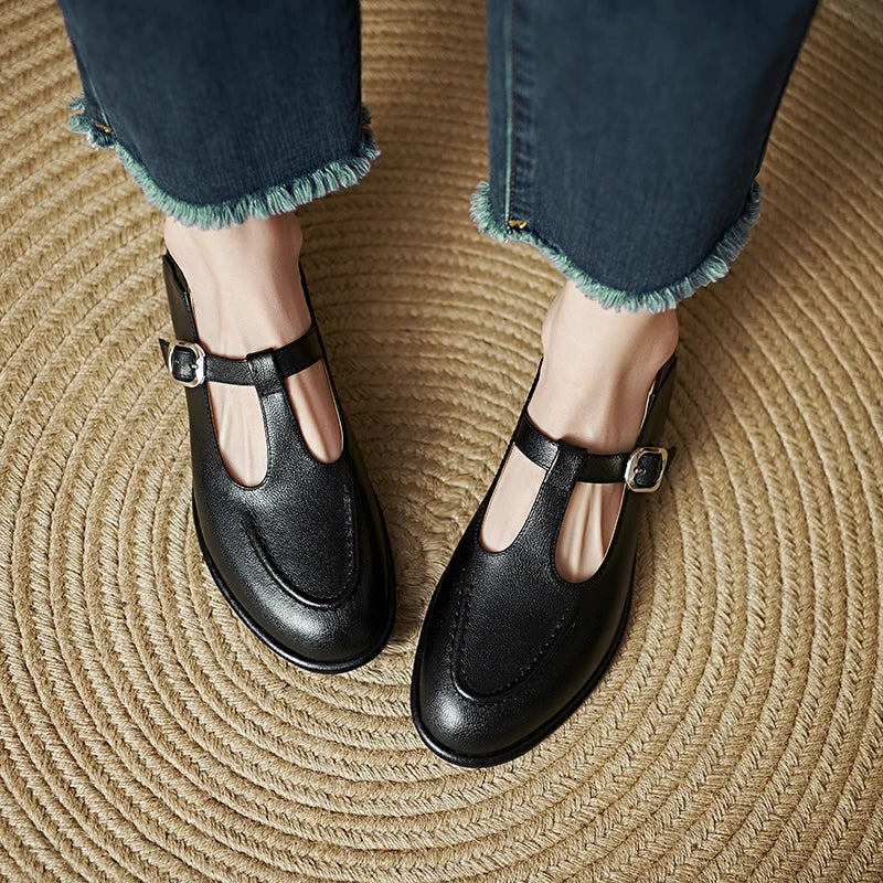 Sylvia | Low-Heel Pumps