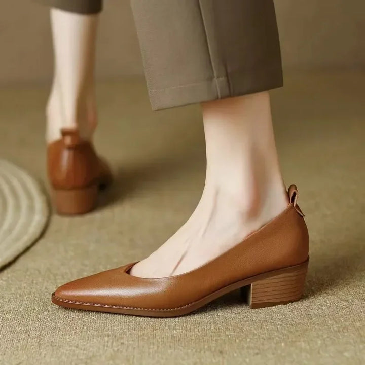 Gwendolen | Classic Chic Pumps