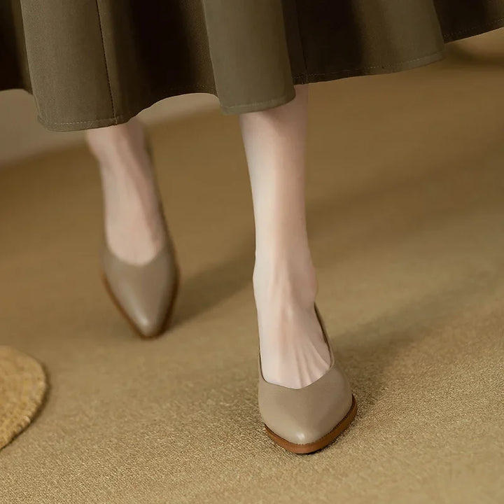 Gwendolen | Classic Chic Pumps
