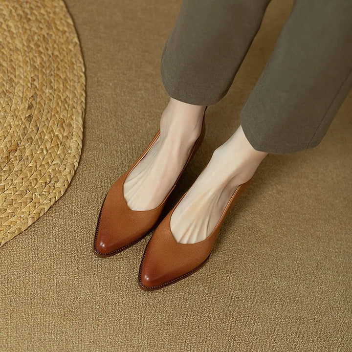 Gwendolen | Classic Chic Pumps