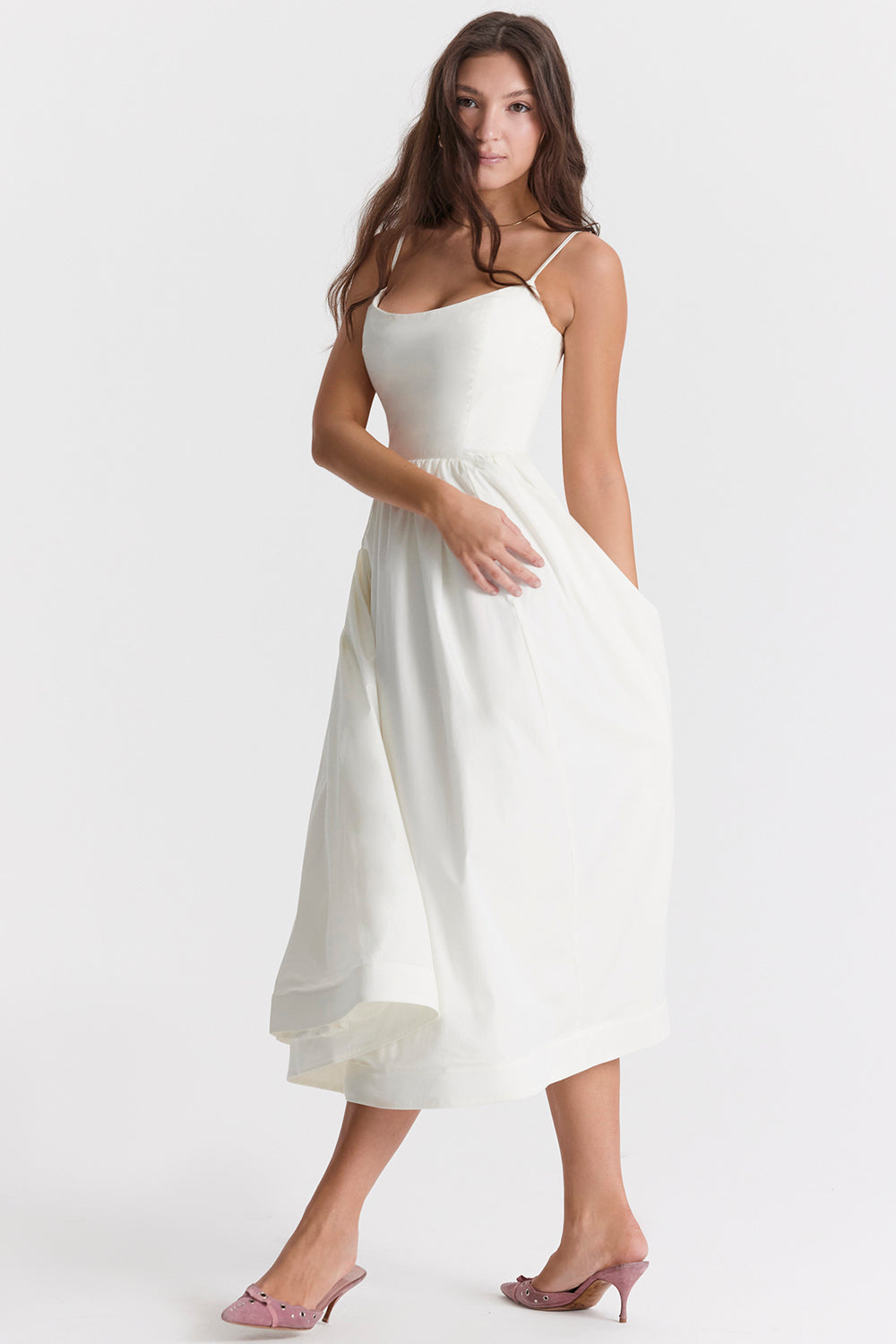 Patricia | Open-Back Elegant Midi Dress